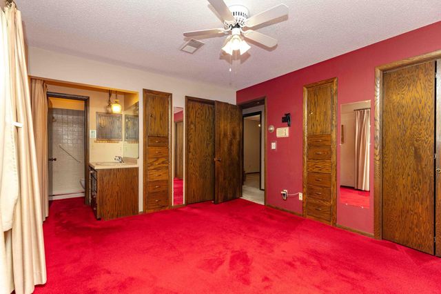 501 23rd Avenue S, Fargo, ND 58103