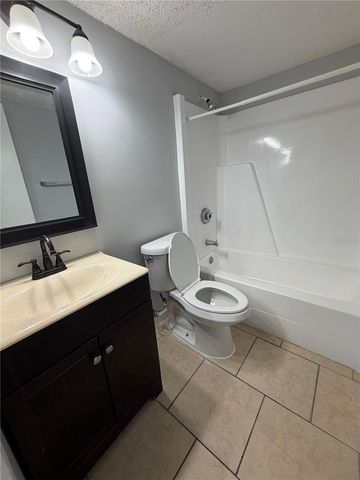 226 BERRY TREE PLACE 226, Brandon, FL 33510