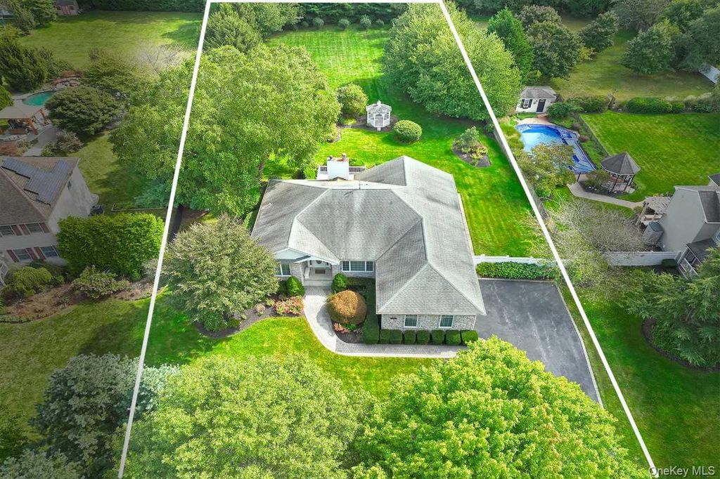 299 Pine Acre Boulevard, Dix Hills, NY 11746 — photo 3
