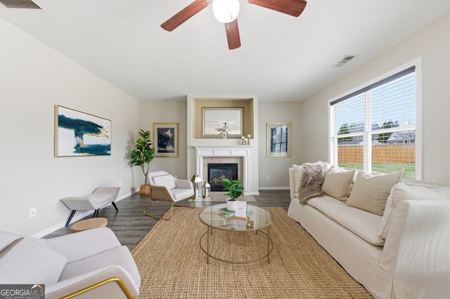 107 Oakbrook Lane, Douglasville, GA 30134