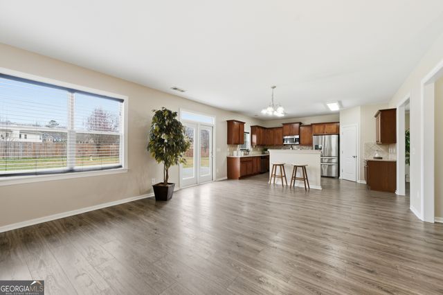 107 Oakbrook Lane, Douglasville, GA 30134