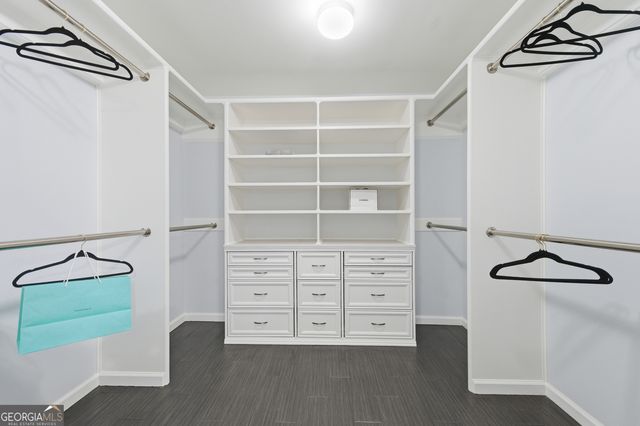 107 Oakbrook Lane, Douglasville, GA 30134