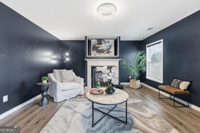 107 Oakbrook Lane, Douglasville, GA 30134