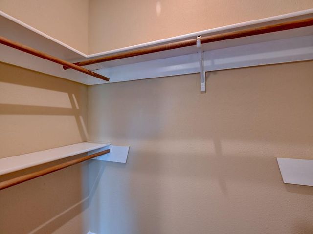 6330 Creekbend Drive D, Houston, TX 77096