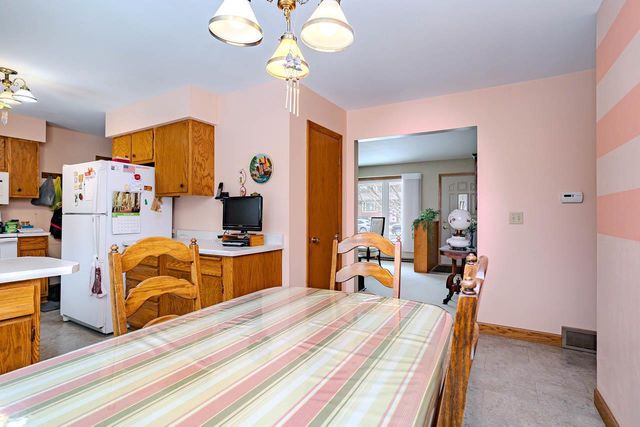 4620 STERNBERG AVENUE, Weston, WI 54476