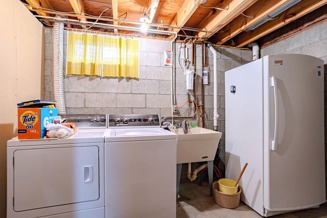 4620 STERNBERG AVENUE, Weston, WI 54476