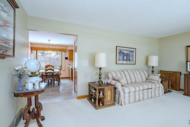 4620 STERNBERG AVENUE, Weston, WI 54476