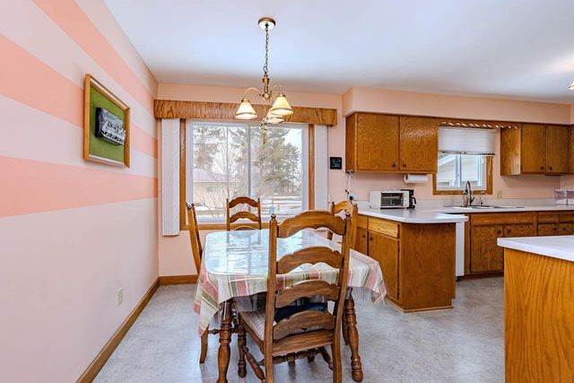 4620 STERNBERG AVENUE, Weston, WI 54476