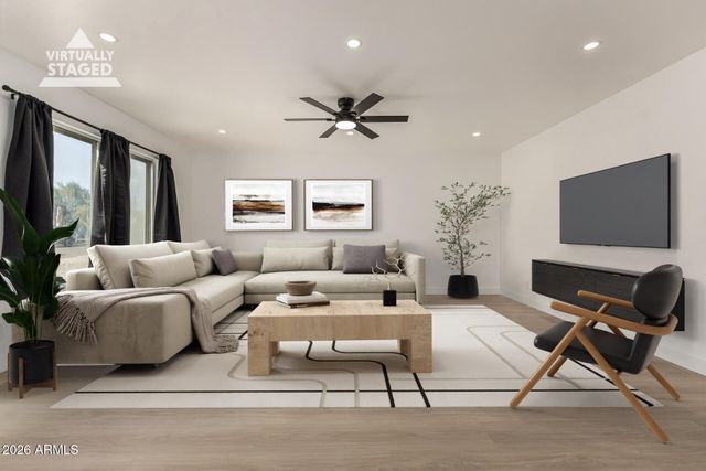 7323 N 16TH Place, Phoenix, AZ 85020