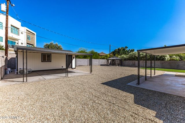 7323 N 16TH Place, Phoenix, AZ 85020