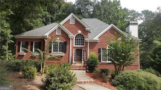 3885 Waterford Drive, Suwanee, GA 30024