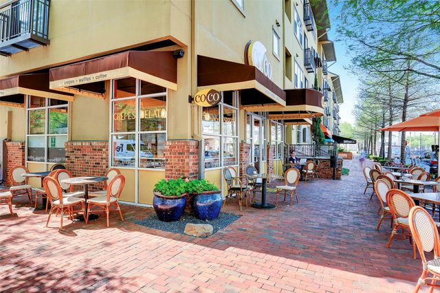 2510 Travis Street 202, Houston, TX 77006