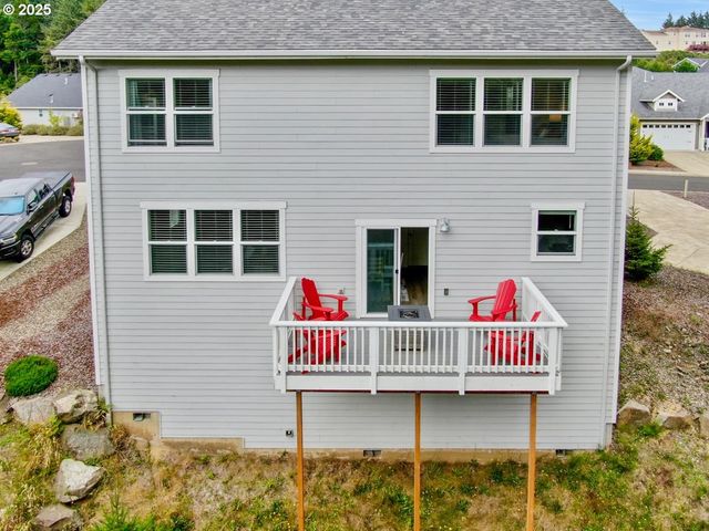 4153 Se INLET Ave, Lincoln City, OR 97367