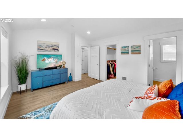 4153 Se INLET Ave, Lincoln City, OR 97367