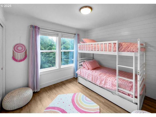 4153 Se INLET Ave, Lincoln City, OR 97367