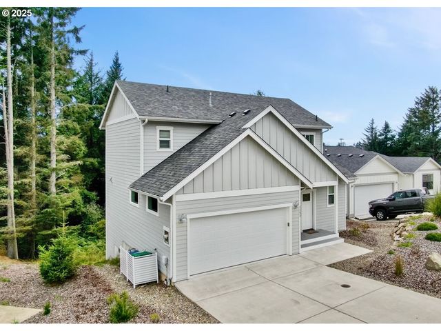 4153 Se INLET Ave, Lincoln City, OR 97367