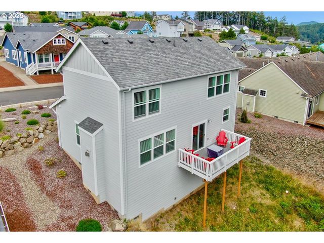 4153 Se INLET Ave, Lincoln City, OR 97367