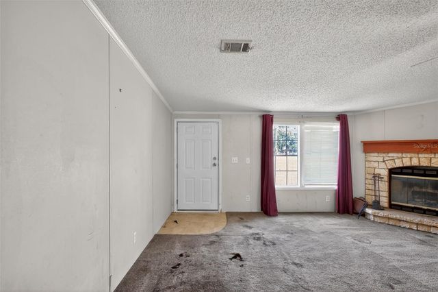 41933 PINE VALLEY DRIVE, Paisley, FL 32767