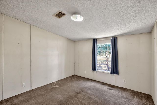 41933 PINE VALLEY DRIVE, Paisley, FL 32767