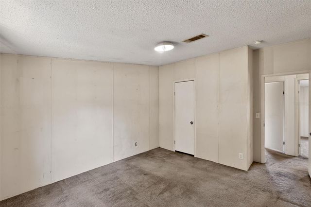 41933 PINE VALLEY DRIVE, Paisley, FL 32767