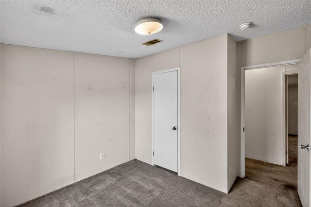 41933 PINE VALLEY DRIVE, Paisley, FL 32767