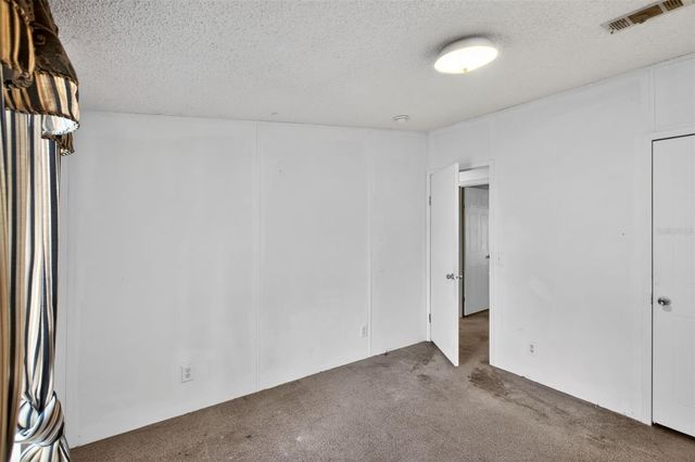 41933 PINE VALLEY DRIVE, Paisley, FL 32767