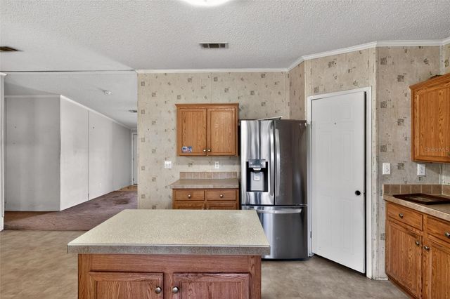 41933 PINE VALLEY DRIVE, Paisley, FL 32767