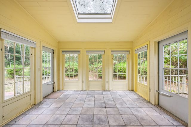 6 Viking Ln, Sandwich, MA 02563