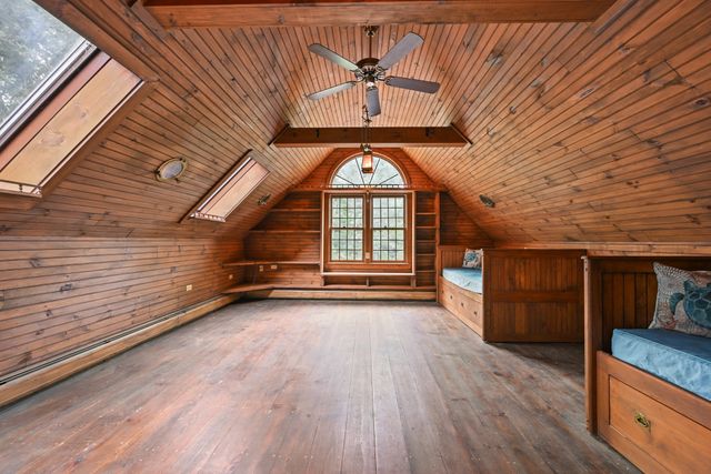 6 Viking Ln, Sandwich, MA 02563