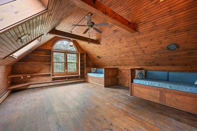 6 Viking Ln, Sandwich, MA 02563