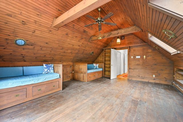 6 Viking Ln, Sandwich, MA 02563