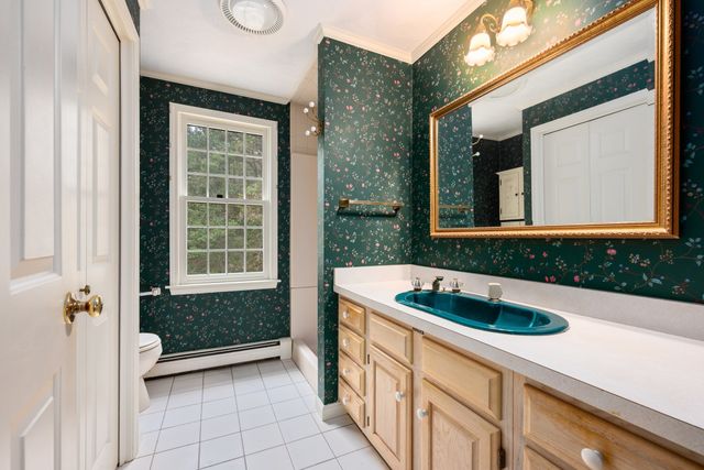 6 Viking Ln, Sandwich, MA 02563