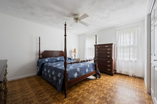 6 Viking Ln, Sandwich, MA 02563