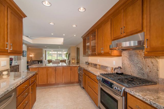 48275 Racquet Lane, Palm Desert, CA 92260