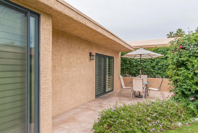 48275 Racquet Lane, Palm Desert, CA 92260