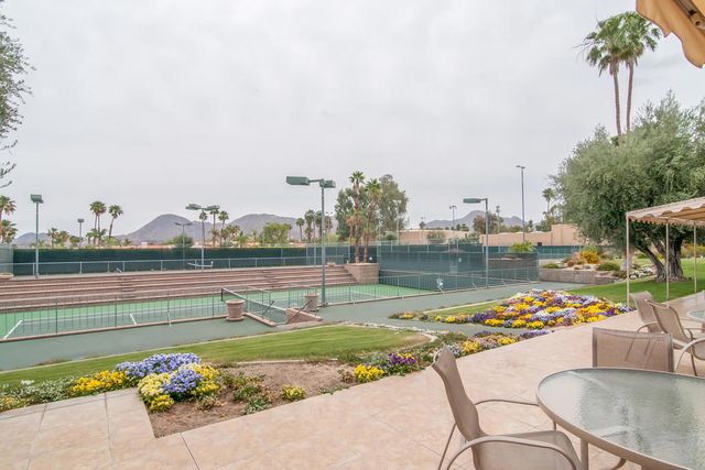 48275 Racquet Lane, Palm Desert, CA 92260
