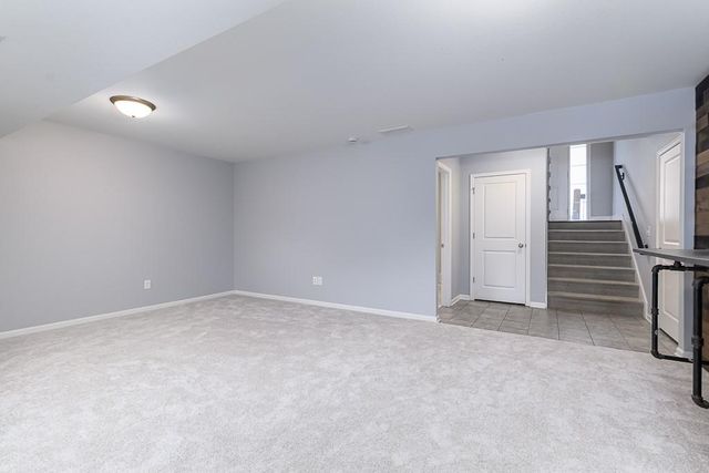 6983 141st Street, Basehor, KS 66007