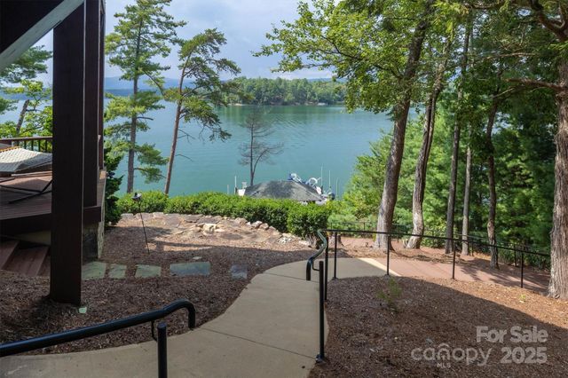 5140 Beech Bluff Drive, Morganton, NC 28655