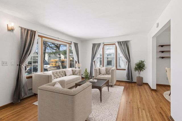 3610 Thomas Avenue N, Minneapolis, MN 55412