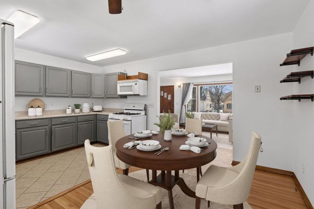 3610 Thomas Avenue N, Minneapolis, MN 55412