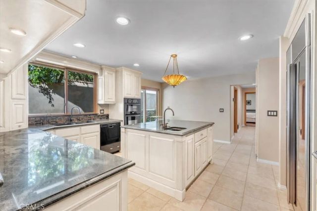 9824 Baden Avenue, Chatsworth, CA 91311
