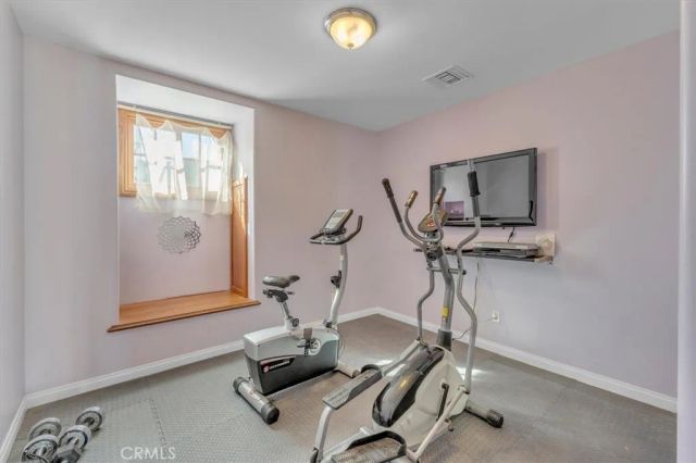 9824 Baden Avenue, Chatsworth, CA 91311