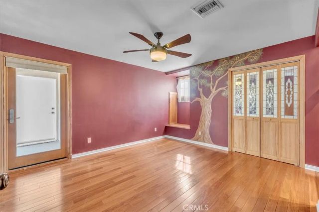 9824 Baden Avenue, Chatsworth, CA 91311