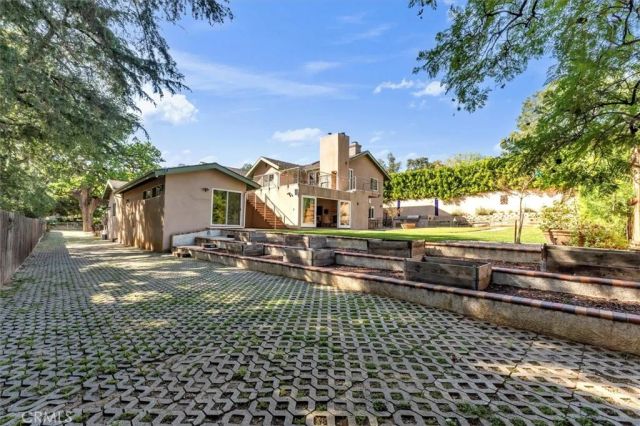 9824 Baden Avenue, Chatsworth, CA 91311