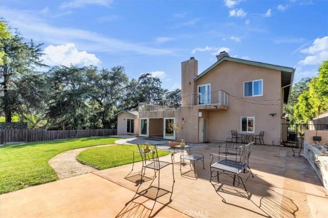 9824 Baden Avenue, Chatsworth, CA 91311