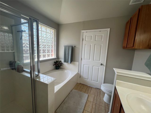 404 Patton CV, Bastrop, TX 78602