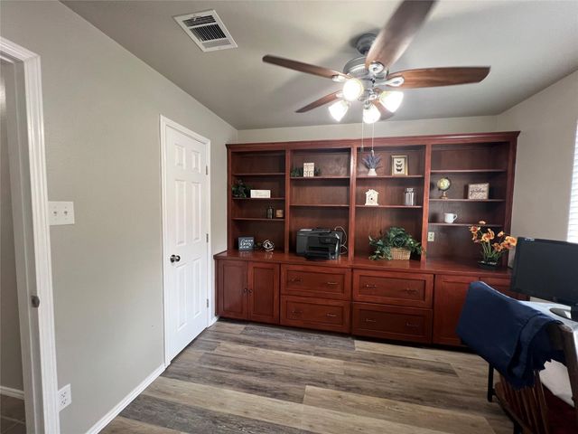 404 Patton CV, Bastrop, TX 78602