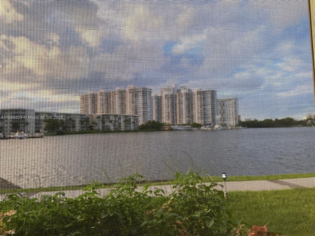 2929 Point East Dr A108, Aventura, FL 33160