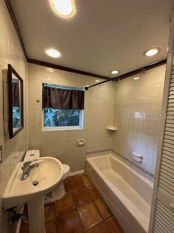 2120 E WASHINGTON STREET, Orlando, FL 32803