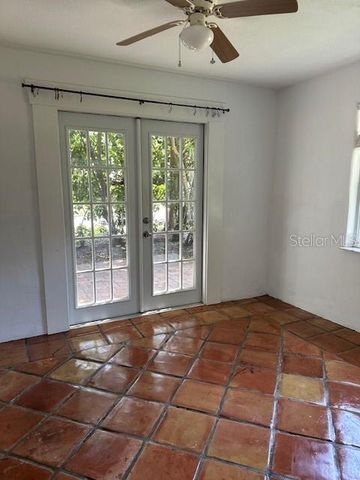 2120 E WASHINGTON STREET, Orlando, FL 32803